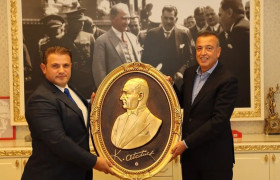 Ataşehir Belediye Başkanı                            Sn. Battal İlgezdi beye ziyaret